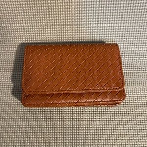 Weaved Wallet
